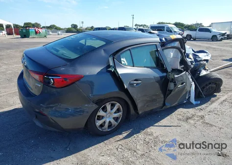 2015 Mazda Mazda3 I Sport z USA, uszkodzony, nr VIN 3MZBM1U71FM180036